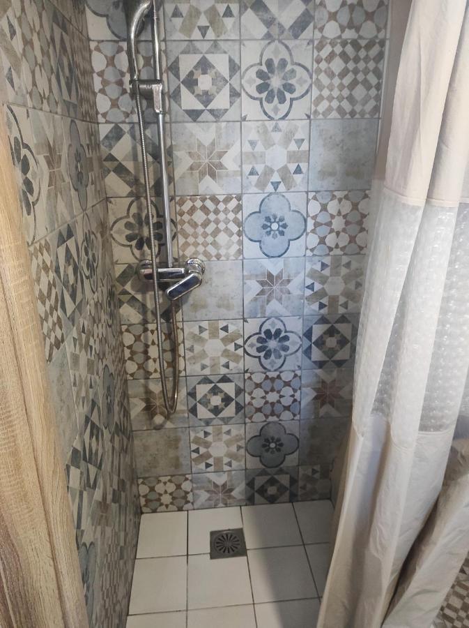 Apartament Σοφίτα Καλλύνω Saloniki Zewnętrze zdjęcie